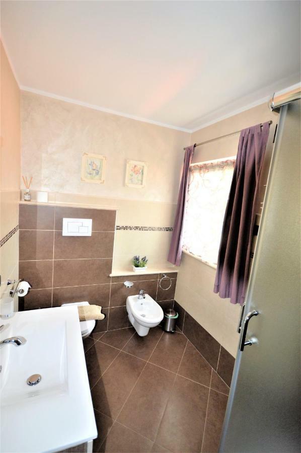 B&B La Vecchia Tipografia - Lago D'Idro Ponte Caffaro Bagian luar foto